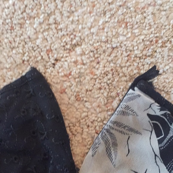 Crossing Pointe Size 6 side zip Skirt - Picture 7 of 7